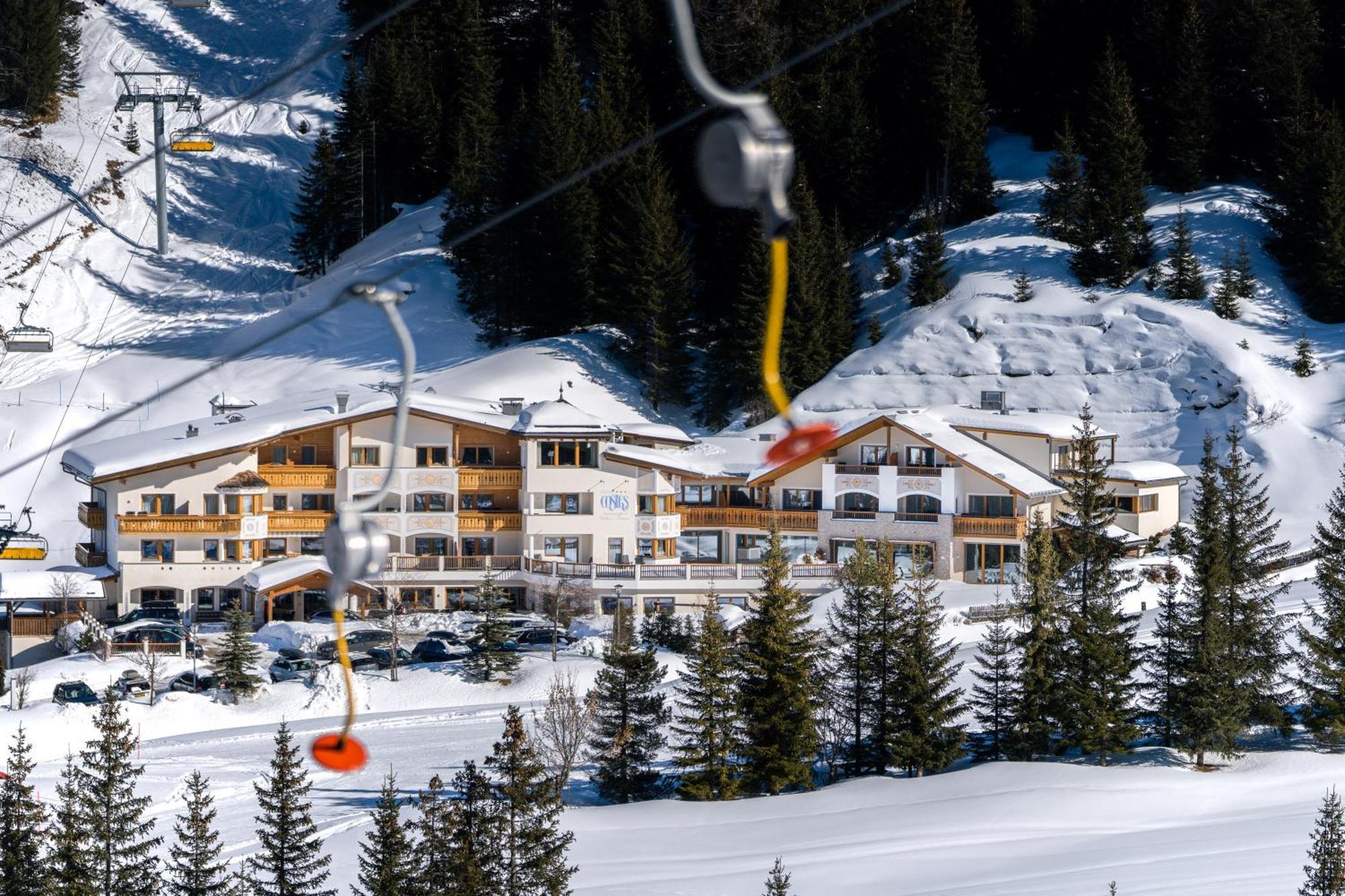 Hotel Costes Corvara In Badia Luaran gambar